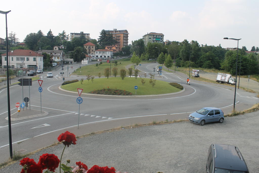 Albergo Vittoria Ovada Zewnętrze zdjęcie